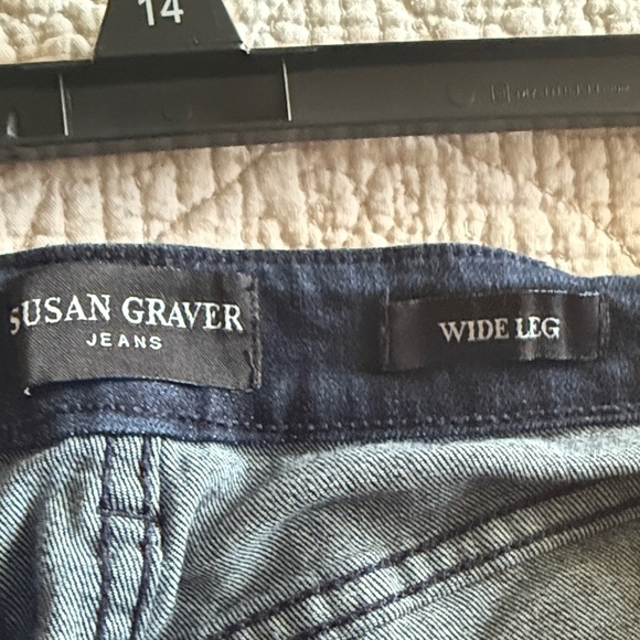 Susan Graver Dark Wash Denim Cropped Jeans size 12P - Picture 6 of 8